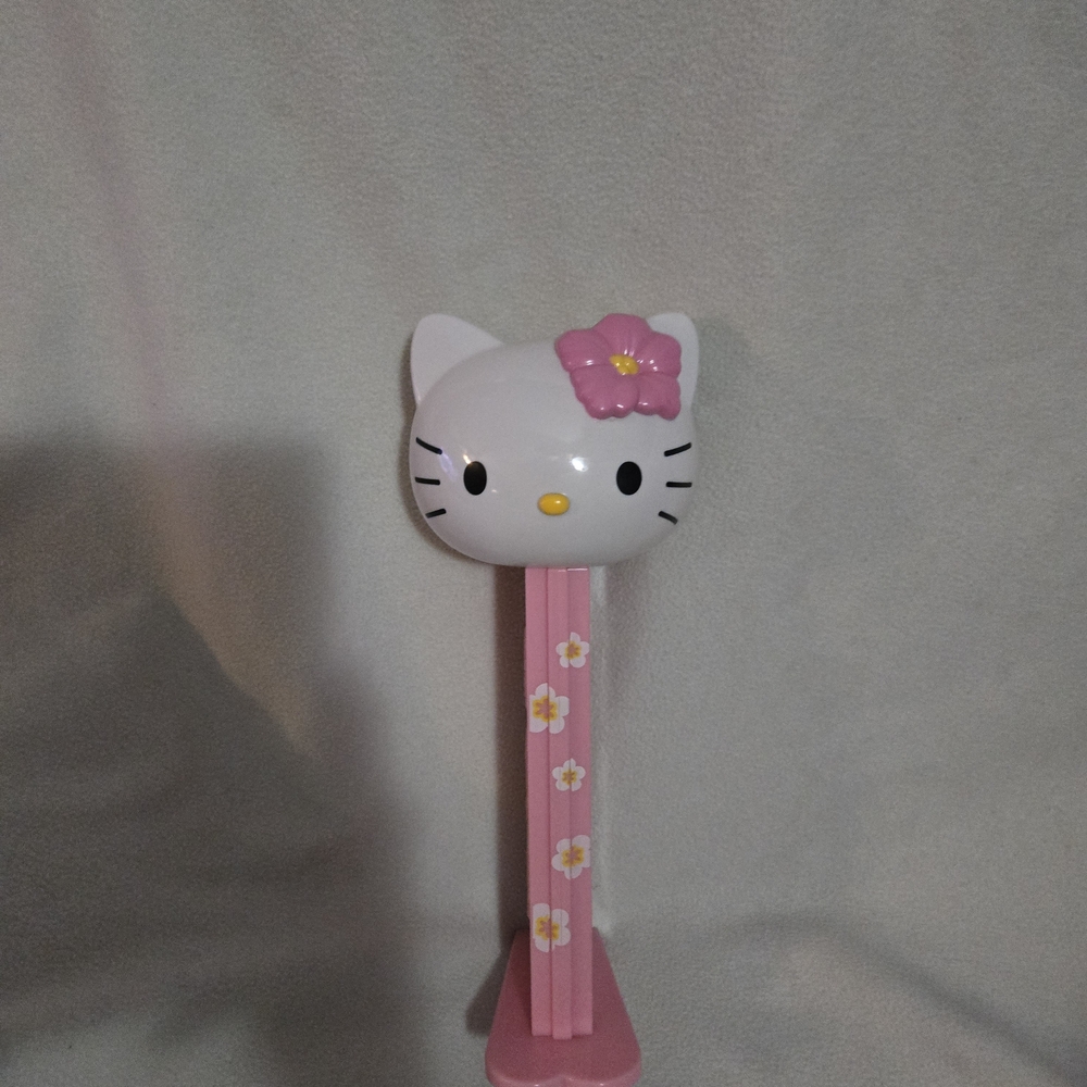 Hello Kitty Jumbo Pez Dispenser 2008 Sanrio